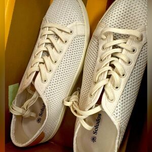 Mesh Lagos  Soludos Sneakers Size 10.5 New Nude or Beige
